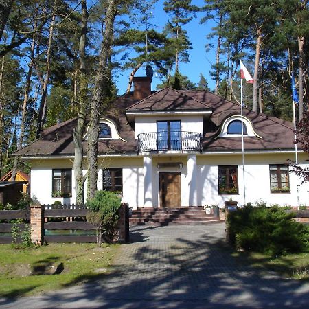 Goscinny Dworek Pobierowo Bagian luar foto