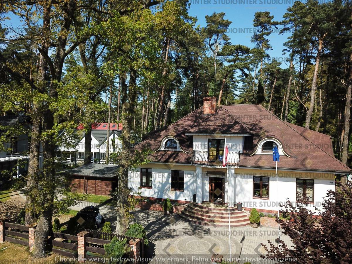 Goscinny Dworek Pobierowo Bagian luar foto