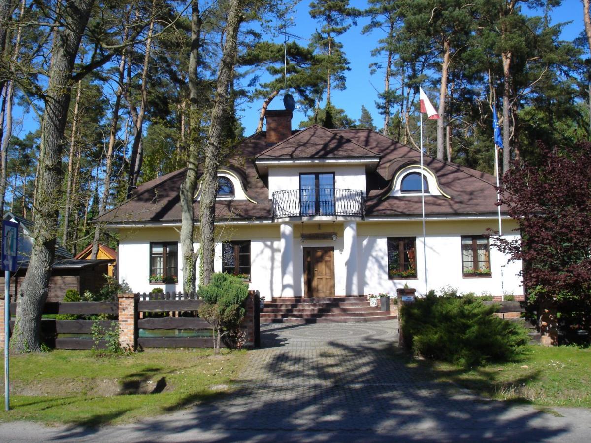 Goscinny Dworek Pobierowo Bagian luar foto
